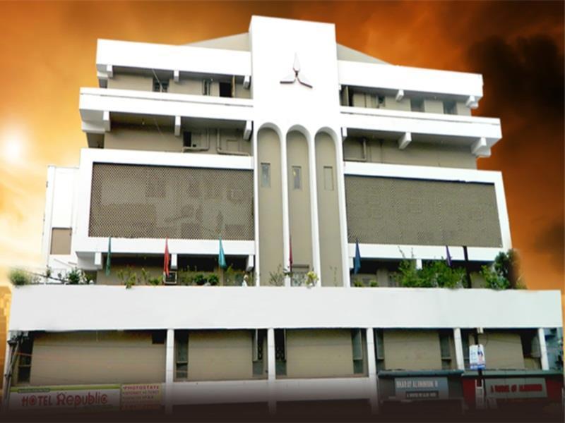 Republic Hotel Patna  Exterior foto