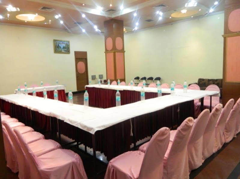 Republic Hotel Patna  Exterior foto